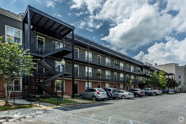 Foto del edificio - Harbor Town Square