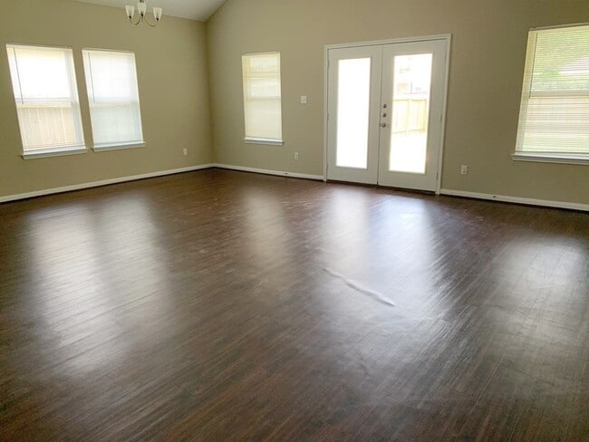 Building Photo - 21518 Little Wolf Dr