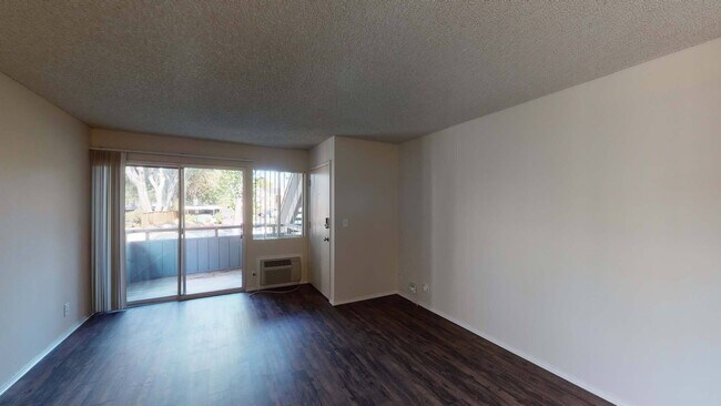 Interior Photo - Marina Playa