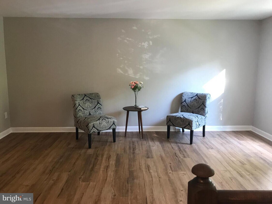 Foto principal - 2983 Oakleigh Ln