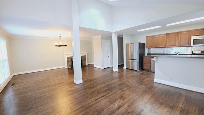 Foto del edificio - 2326 A Cahaba Road, Mountain Brook, Alabam...