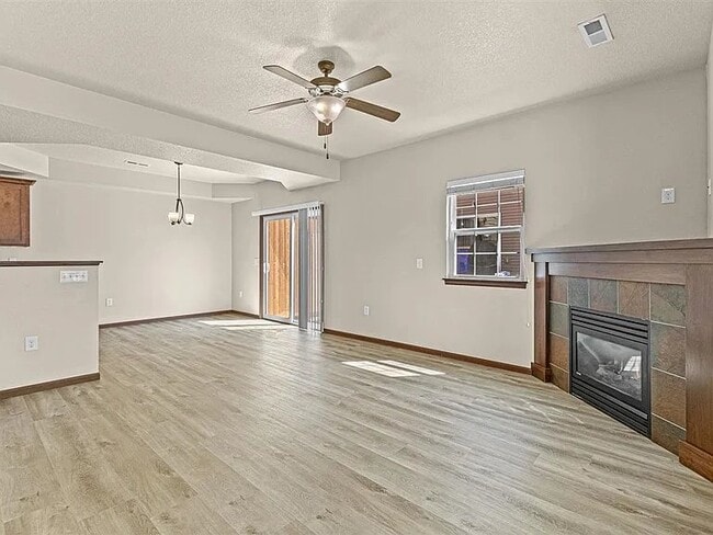 Building Photo - 1538 Burr Dr