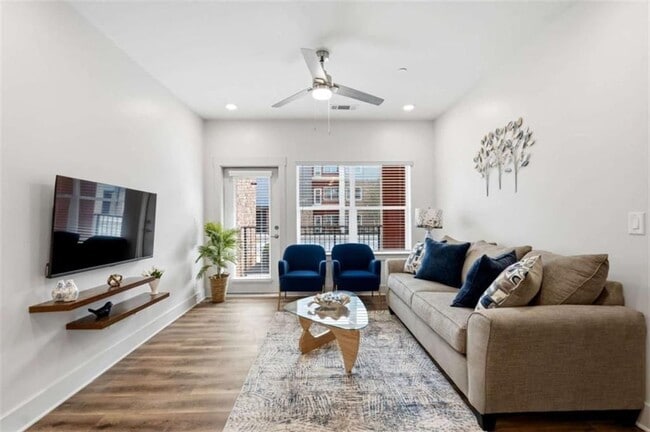 Foto del edificio - 2025 W Iris Dr SE