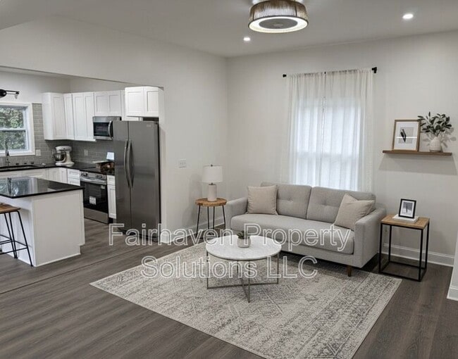 Foto del edificio - 2827 E 5th Ave