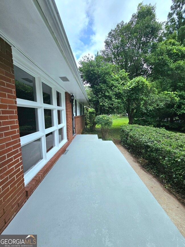 Building Photo - 813 Crockett Ct