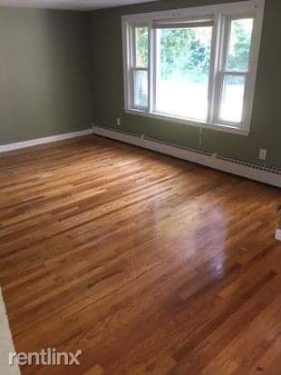 Foto del edificio - 3 br, 2 bath House - 183 Plain St