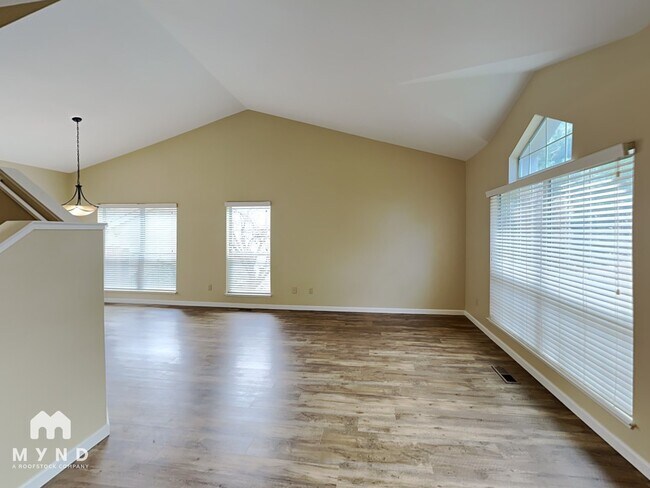 Building Photo - 4507 Highcrest Dr