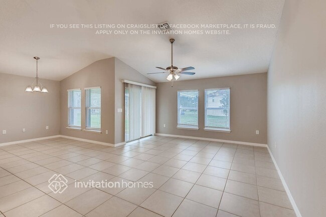 Building Photo - 2701 Dolfino Ct