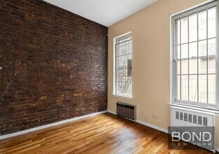 Building Photo - 331 E 33rd St