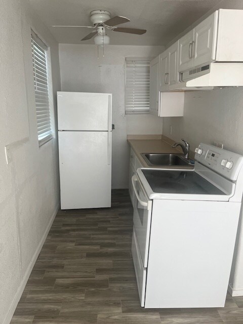 Foto del edificio - 4302 Christie St