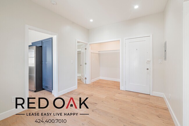 Building Photo - Sun-Drenched Studio with Large Windows, Ha...