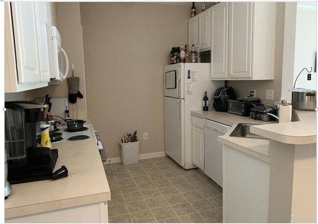 Photo - 215 S Knollwood Dr Apartment