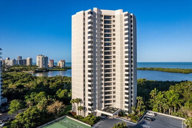 Heron at Pelican Bay