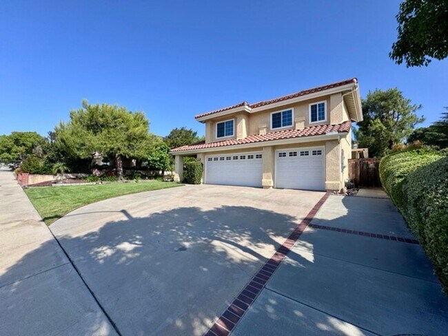 Foto del edificio - 5 bedroom South Temecula home with a Pool ...
