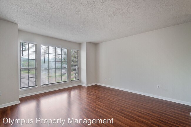 Building Photo - 5608 Hickory Meadow Ct