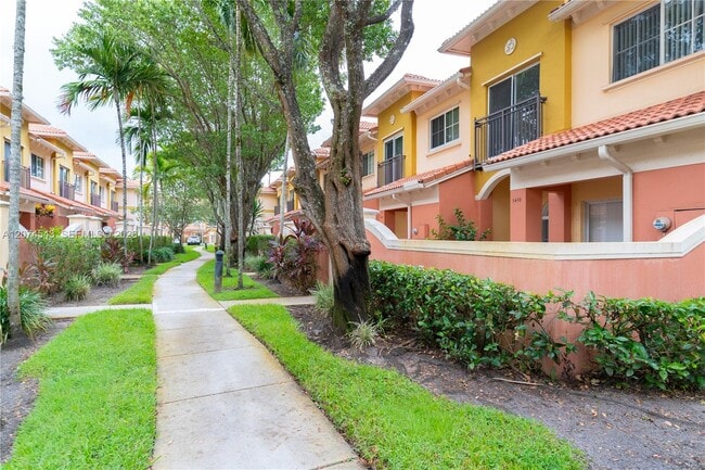 Building Photo - 1410 S Santa Catalina Cir