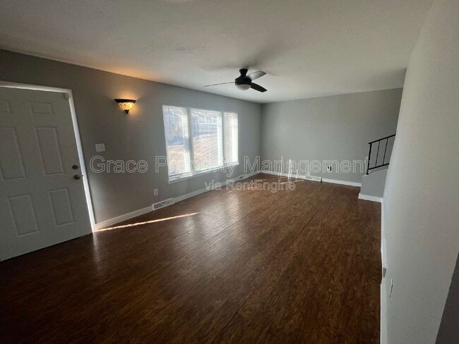 Photo - 1137 Milky Way House