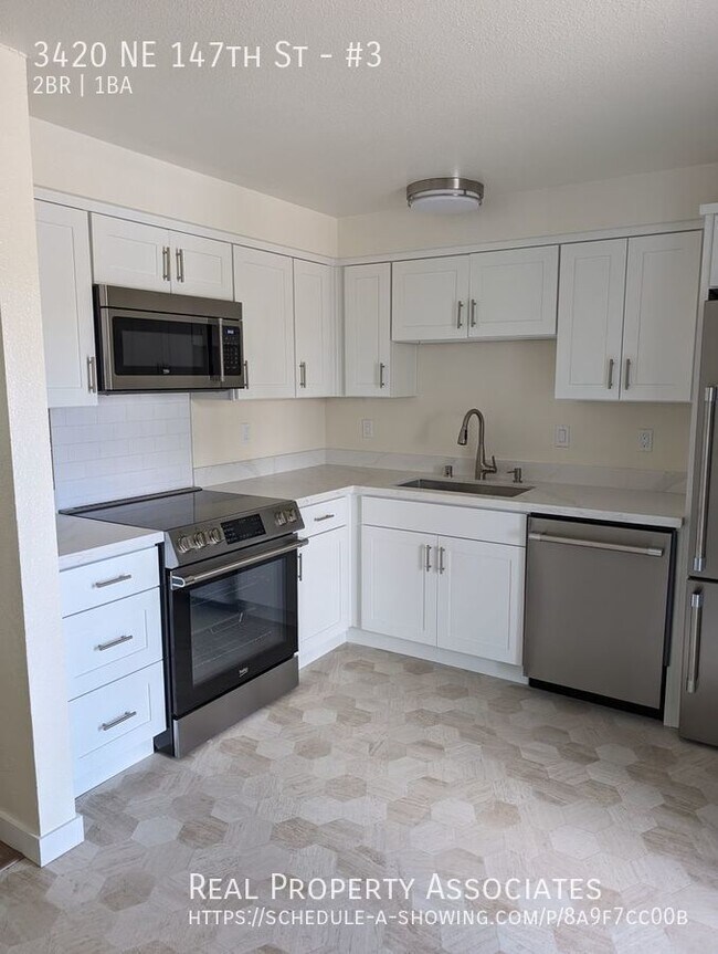 Foto del edificio - Lake Forest Park | 2 Bed 1 Bath remodeled ...
