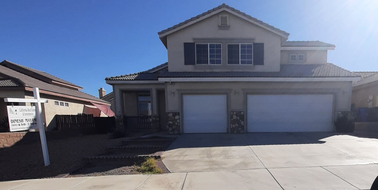 13971 Silver Creek Way, Victorville, CA 92392 House Rental in