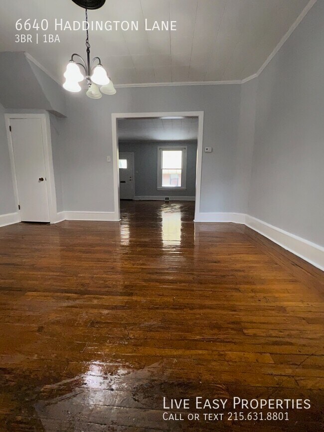 Foto del edificio - Large 3 Bedroom House, Patio and Yard, Gre...