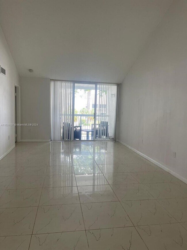 Foto del edificio - 9758 NW 49th Terrace