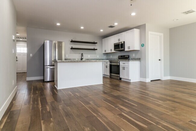 Foto del edificio - 3865 W Gaby Rd