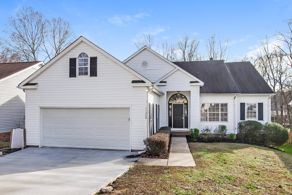 Primary Photo - 11220 Clayford Ridge
