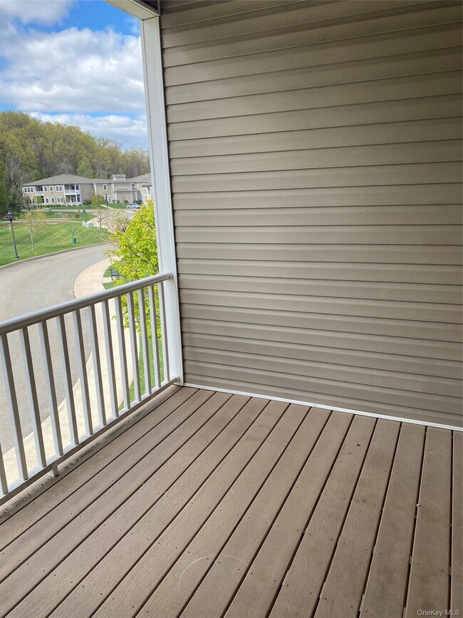 Foto del edificio - 401 Bluestone Ct