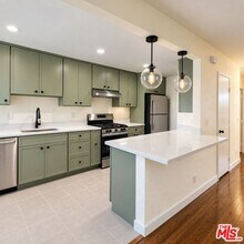 Building Photo - 5824 Bowcroft St