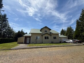 Building Photo - 6753 Old Guide Rd