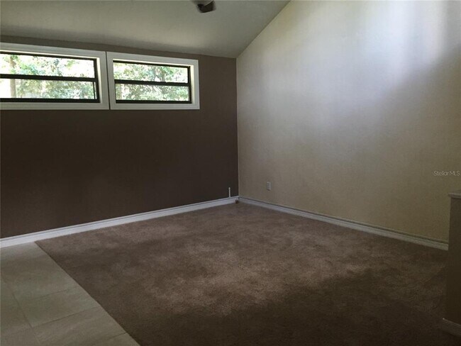 Foto del edificio - 102 NW 24th St