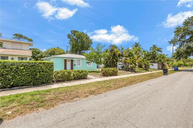 Foto del edificio - 809 SW 17th St