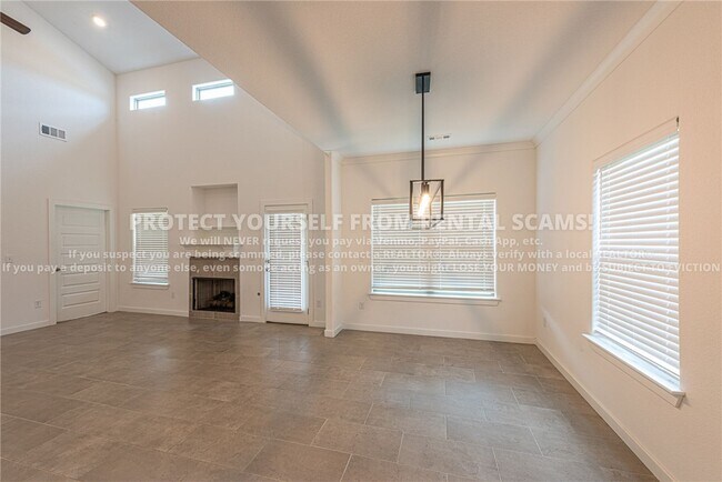 Foto del edificio - 4397 W Newton Ave