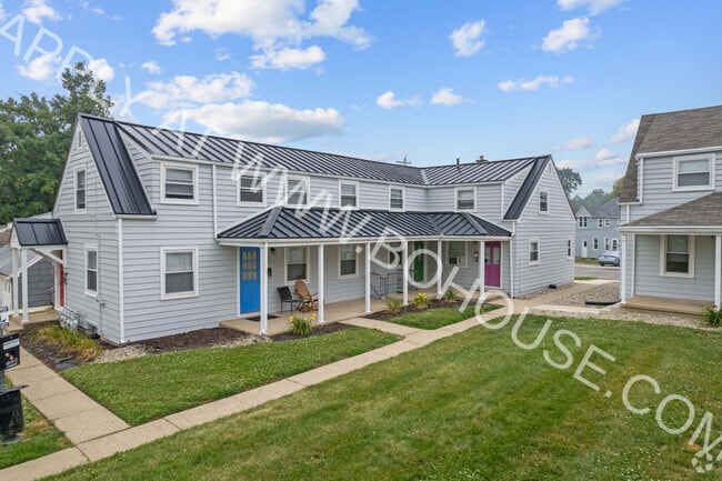 3014 McArthur - Waynedale Village Apartments
