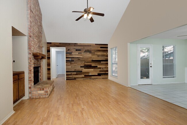 Foto del edificio - 6 S Pineplank Ct