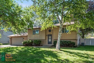Building Photo - 16291 Finch Way