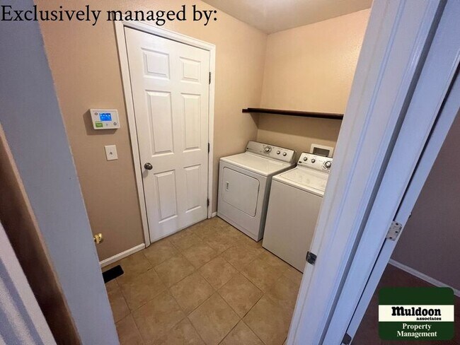 Building Photo - 3308 MacGregor Dr