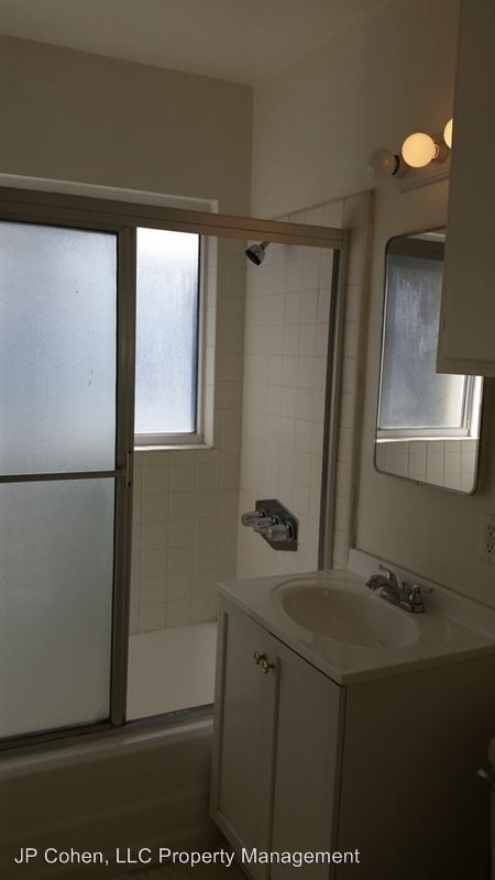 Foto del edificio - 11990 Laurelwood Dr