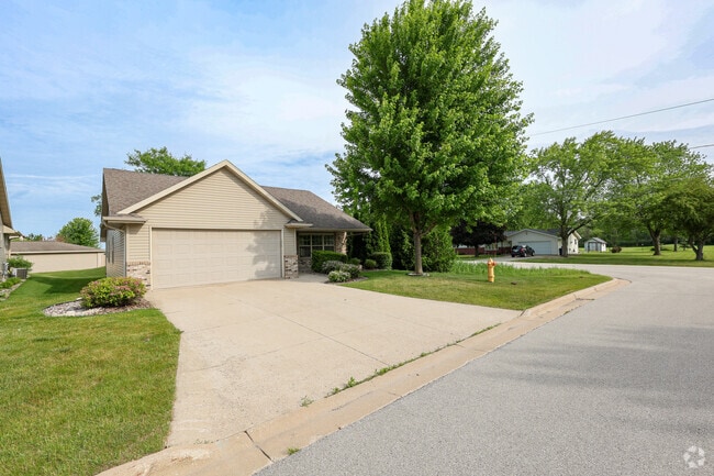 Building Photo - 3400 Riverstone Ct