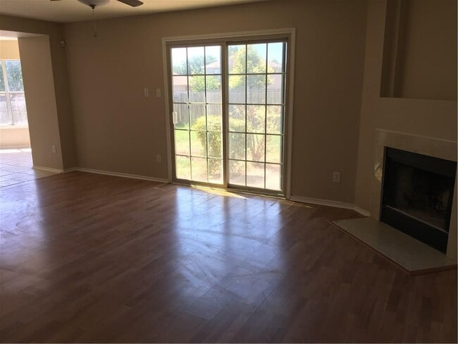 Building Photo - 1203 Sheltie Ln