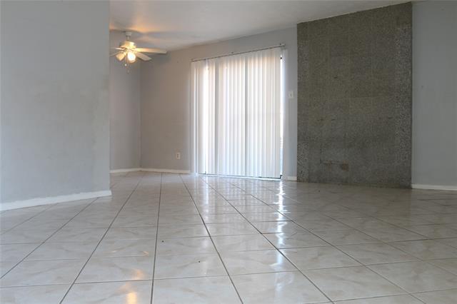 Foto del edificio - 3939 N Garland Ave