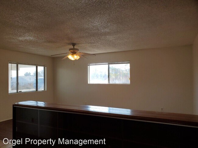 Building Photo - 5 br, 3 bath House - 10602 2nd Street