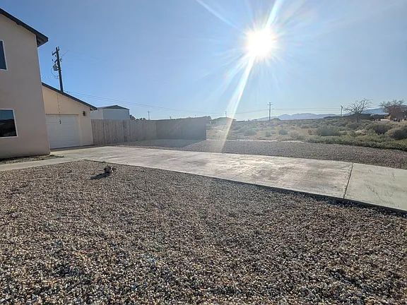 Building Photo - Brand new 2024 construction 3 bedroom, 2 bathroom home located in California City.