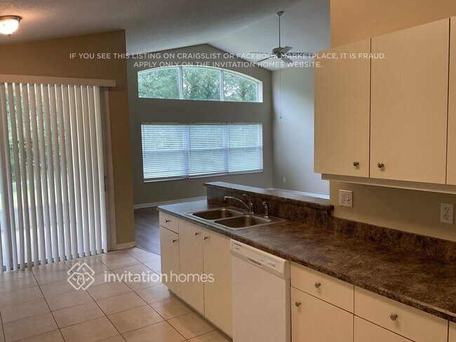 Foto del edificio - 1121 Hartbourne Ln