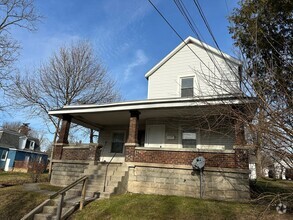 Building Photo - 513 Bissell St NE