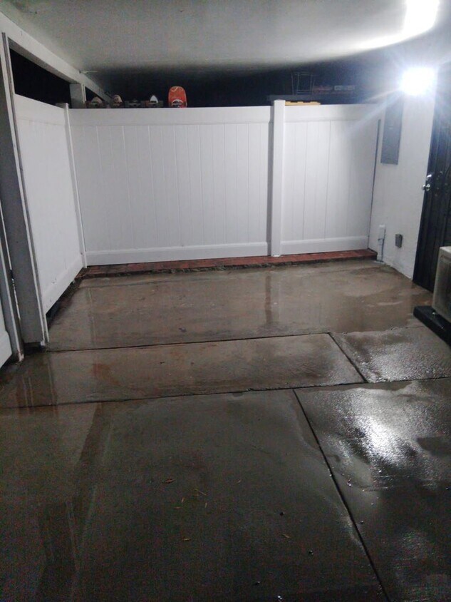 Foto principal - 5704 Wisteria Dr