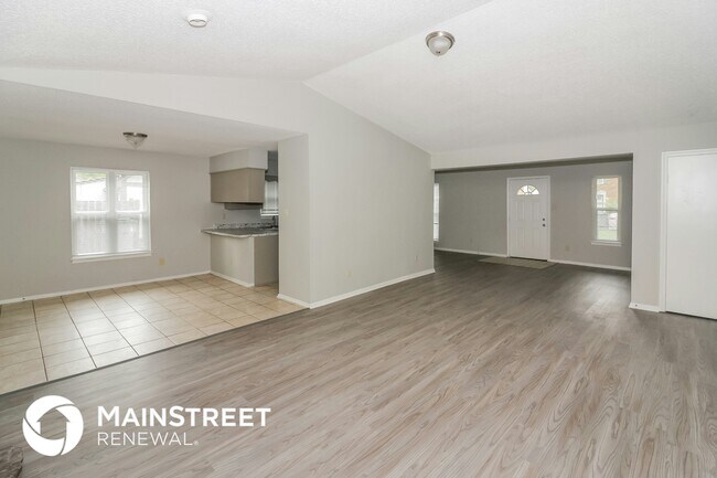 Foto del edificio - 4405 Indian Trail Dr