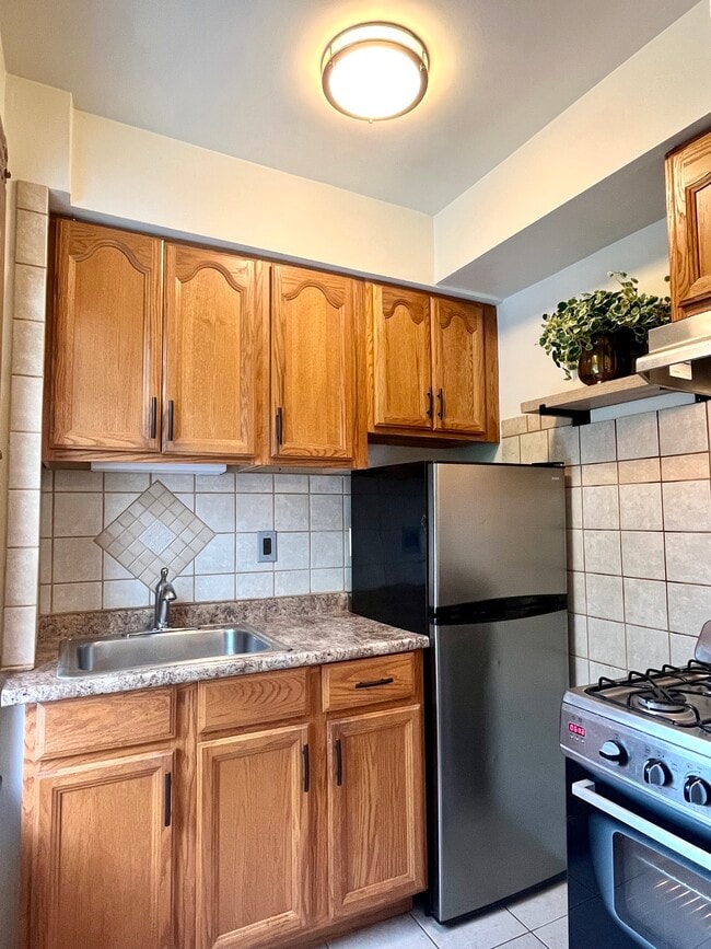 Building Photo - 71 HP Cobe-Cale LLC