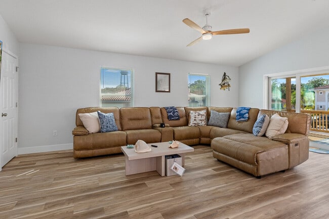 Building Photo - 10244 W Waterlander Lp