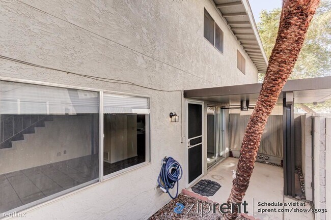 Foto del edificio - 2 br, 1.5 bath Townhome - 1014 North 85th ...